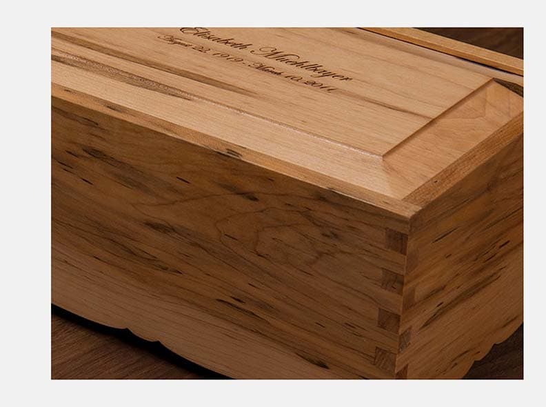 Maple Cremation Urn closeup show box joint construction